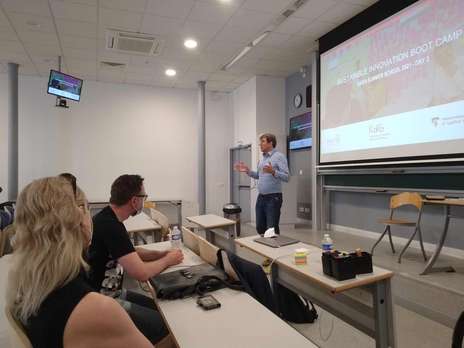 Prof. Dr. Andreas Müller presenting, ESIEA Paris 2021