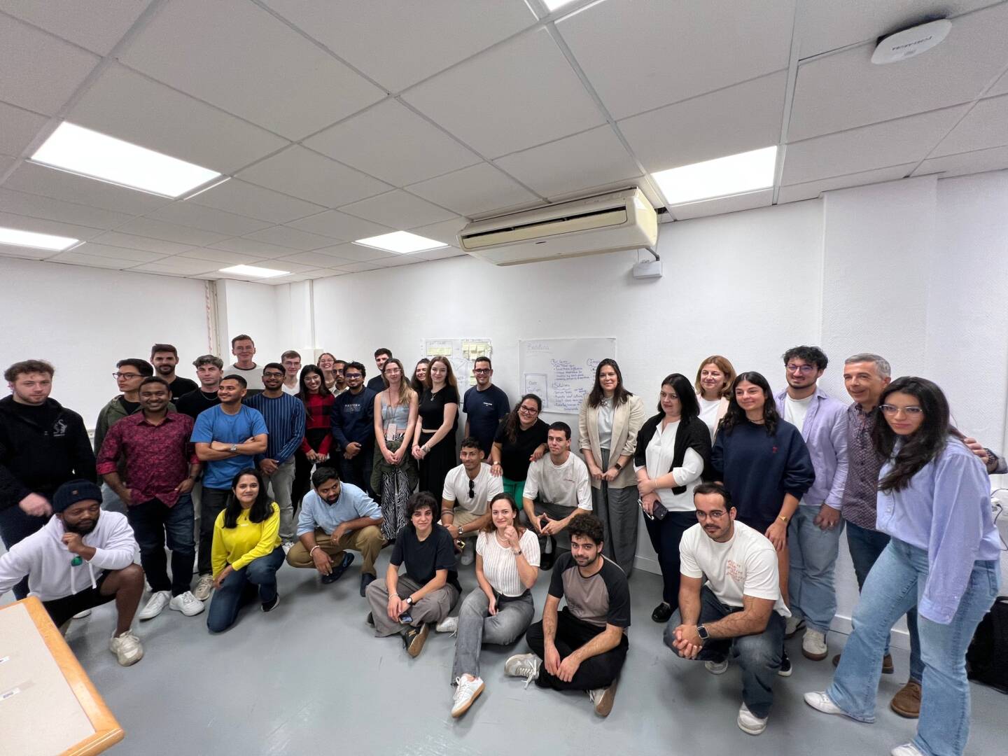 CIB24 students and professors group photo